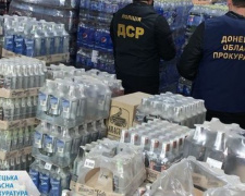 Алкогольным суррогатом под марками украинских брендов торговали в  четырех городах Донетчины