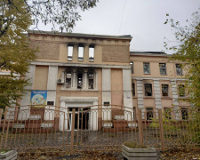 У Маріуполі росіяни планують знести  вже десяту школу - одну з найстаріших в місті