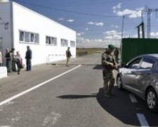 На блокпостах у Мариуполя задержали три угнанных автомобиля