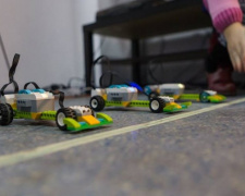 В Мариуполе состоялась гонка роботов (ФОТО+ВИДЕО)