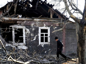 Переселенка, имеющая в Славянске полуразрушенное жилье,  отстояла в суде право на соцпомощь