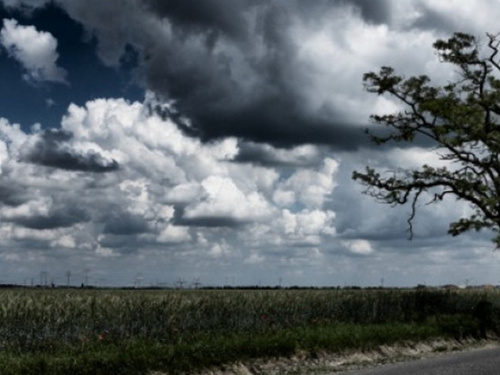 В Україну "застрибне" циклон з півдня: як зміниться погода до вихідних