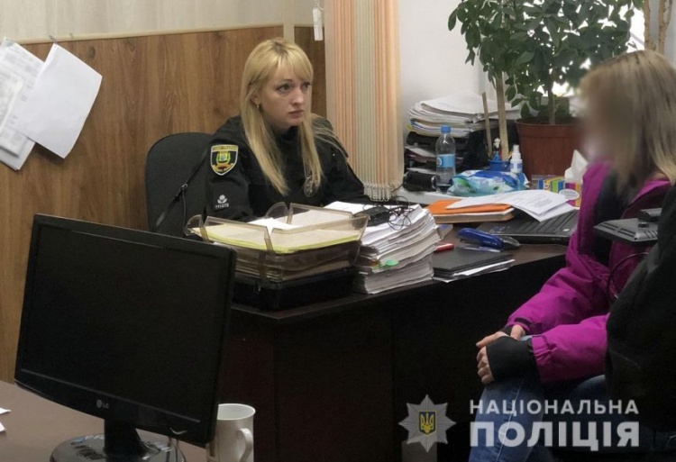 После убийства знакомого мариуполец взял в заложницы свою дочь и угрожал полиции