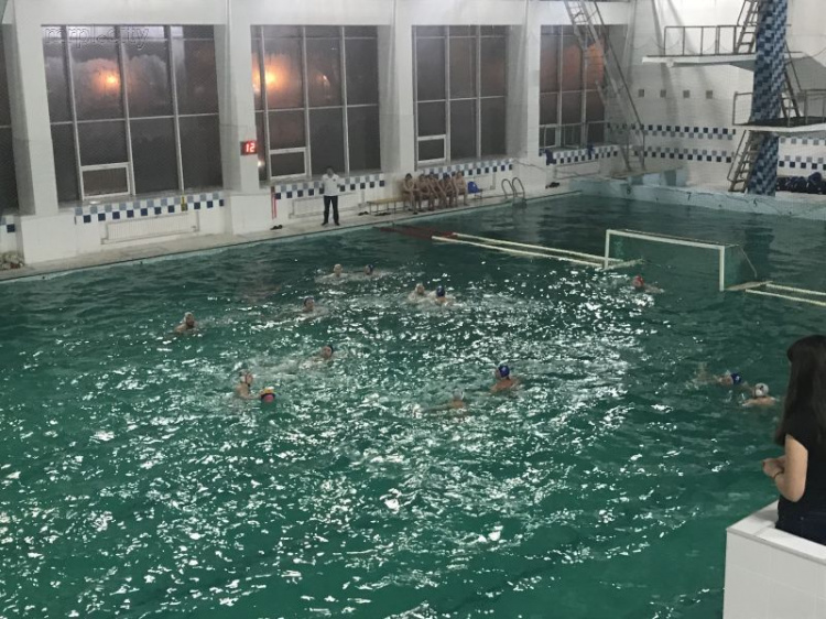 Чемпионат по водному поло в Мариуполе