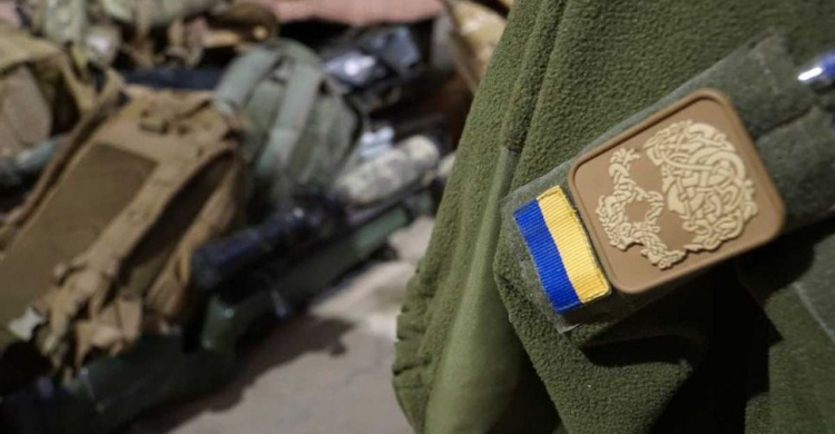 В Киев привезли 35 тел погибших военных из Мариуполя