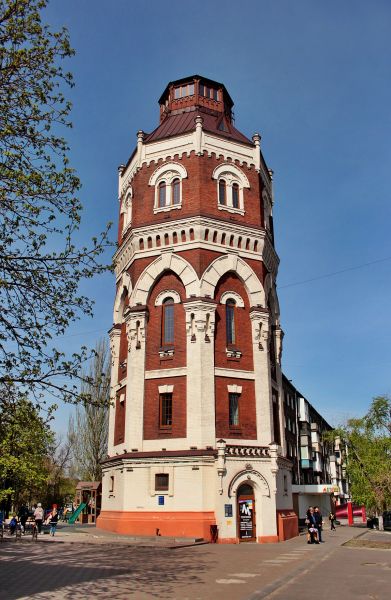 Мариупольской «Веже» - 112 лет. Интересные факты об архитектурном символе города