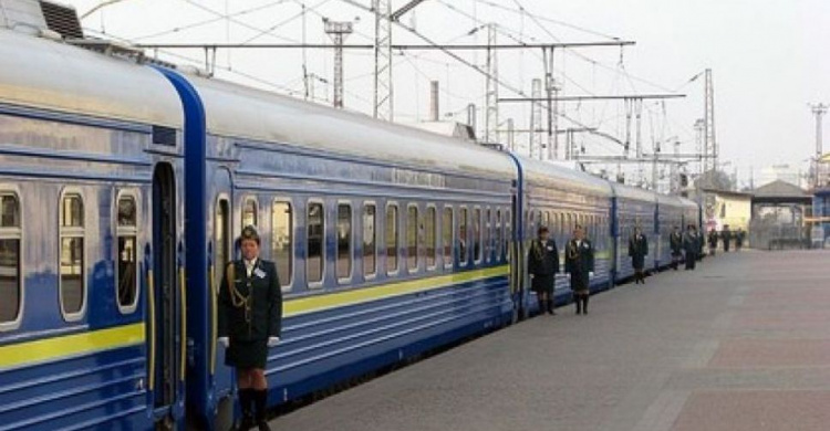 Из Мариуполя в Харьков вновь начнут ездить поезда