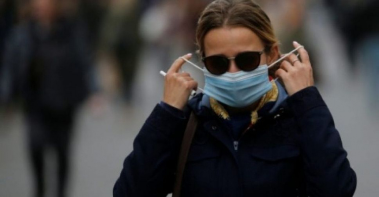 В Украине продлили адаптивный карантин и режим чрезвычайной ситуации