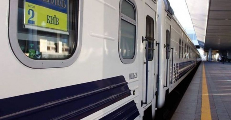 Стало известно, как будет работать украинская железная дорога во время локдауна