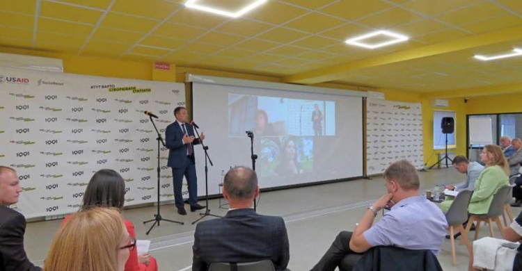 Степан Махсма назвал главный источник успешного развития Мариуполя и района