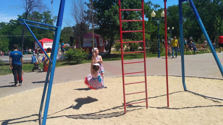 День защиты детей в парке Лепорского