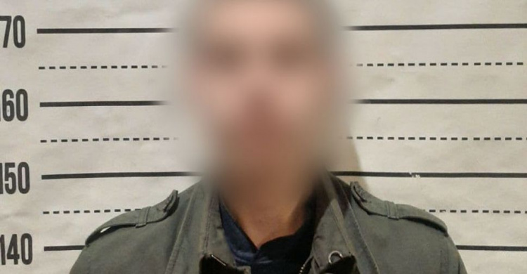 Мариуполец за год вынес из чужого дома вещи на 150 тысяч гривен